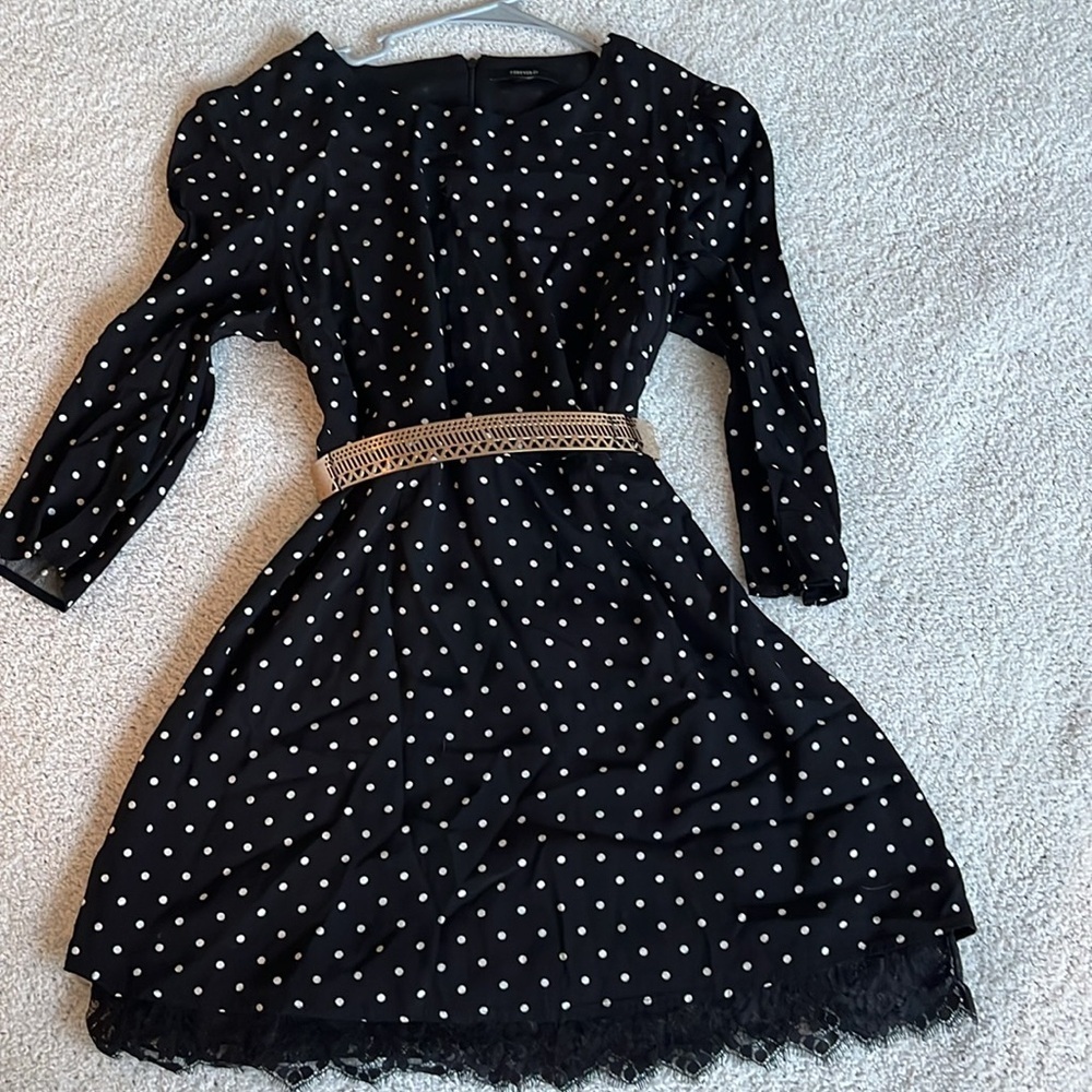 Forever 21 polka dot dress black white 3/4 sleeves lace hem detail M|L